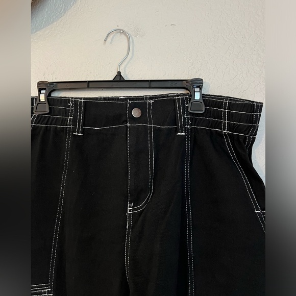 Black cargo pants with white stitching 100% cotton - Picture 2 of 4